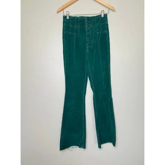 We The Free Jayde Cord Flare Pant in Forest Green Raw Hem Size 27 Boho 70s - Picture 1 of 3